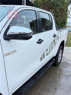 تويوتا هايلوكس